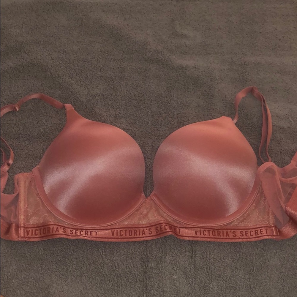 Victoria’s Secret Pink Lace Satin Bombshell 36B